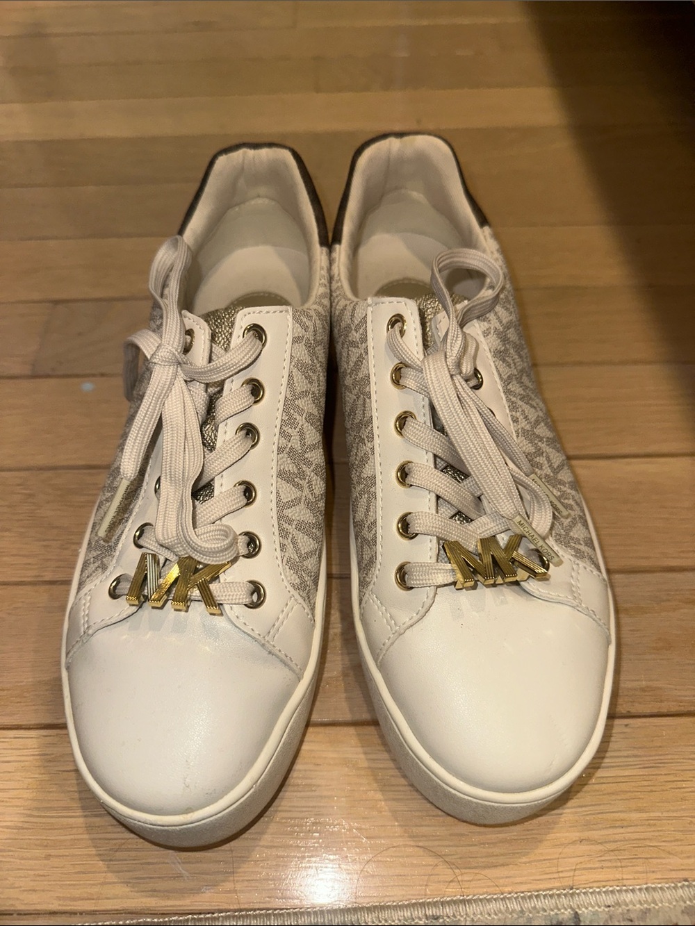 Michael Kors Cream and Gold MK Logo Low-Top Sneakers